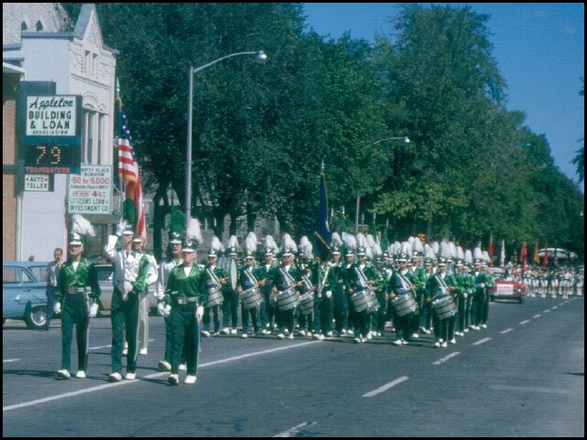 1964 parade in Appleton